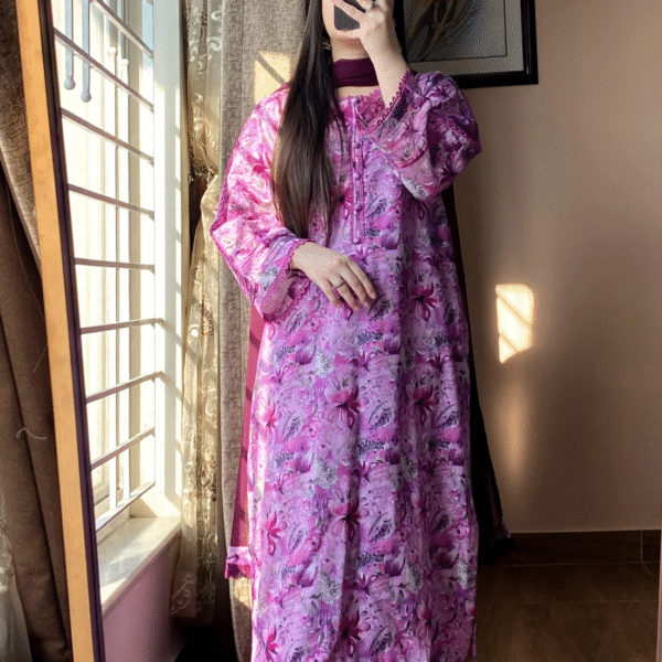 3 Piece -Bana Dora Lawn Stitched Dress
